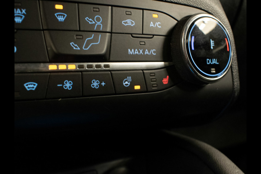 Ford Kuga 2.5 PHEV ST-Line X Sport (APPLE CARPLAY,NAVI,CAMERA V/A,PDC,STOEL/STUUR VERWARMING,GETINT,LED,SPORTSTOELEN,LM VELGEN)