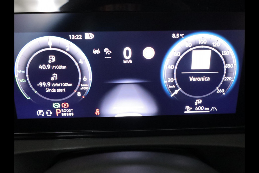 Volkswagen Tiguan 1.5 eHybrid R-Line Edition 204 pk Automaat (DSG) | Verlengde garantie | Navigatie | Panoramadak | Trekhaak (wegklapbaar) | Parkeersensoren (Park assist) | Rondomzicht camera | Stoelverwarming v/a | R-Line |