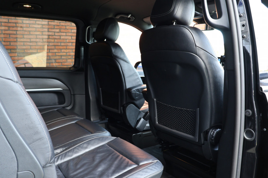 Mercedes-Benz V-Klasse 220d Lang DC | AMG | 360 Camera | CarPlay | Bi-Xenon | Lederen bekleding | Facelift model | Navigatie | 19'' AMG Velgen | Stoelverwarming | Kenwood Sound | DAB | Elek achterklep | Carbon afwerking | Sportonderstel | Dubbel cabine | Dealer onderhouden