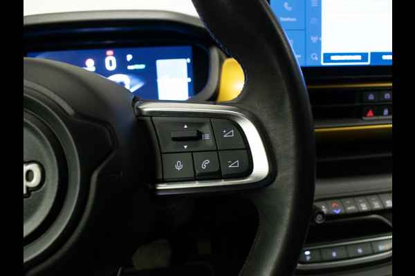 Jeep Avenger Avenger 54 kWh (APPLE CARPLAY,NAVI,CAMERA,PDC,SPORTSTOELEN,ACC,LM VELGEN,NETTESTAAT)