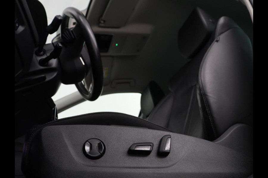 Škoda Octavia 1.4 TSI iV PHEV Business Edition Plus | Leder | Trekhaak | Stoelverwarming | Adaptive cruise | Camera | Carplay | Memory | Park Assist | Navigatie | Stuurverwarming | Side Assist | Plug In