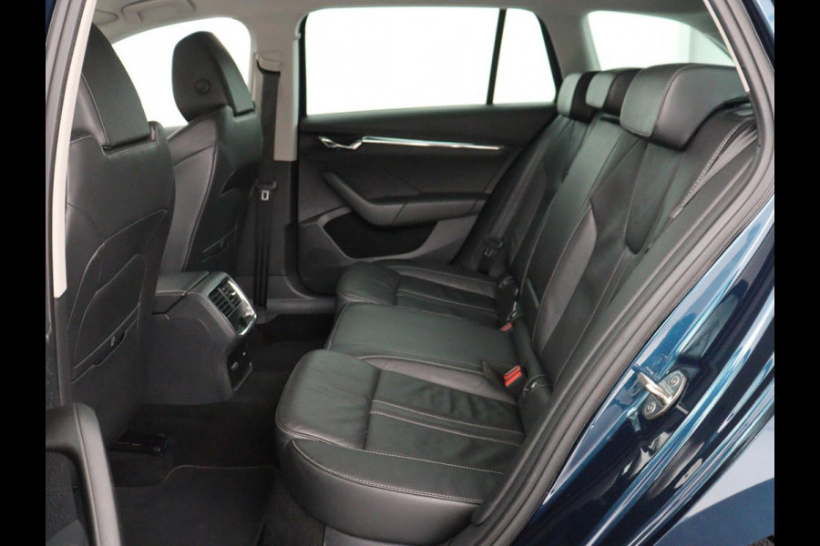 Škoda Octavia 1.4 TSI iV PHEV Business Edition Plus | Leder | Trekhaak | Stoelverwarming | Adaptive cruise | Camera | Carplay | Memory | Park Assist | Navigatie | Stuurverwarming | Side Assist | Plug In