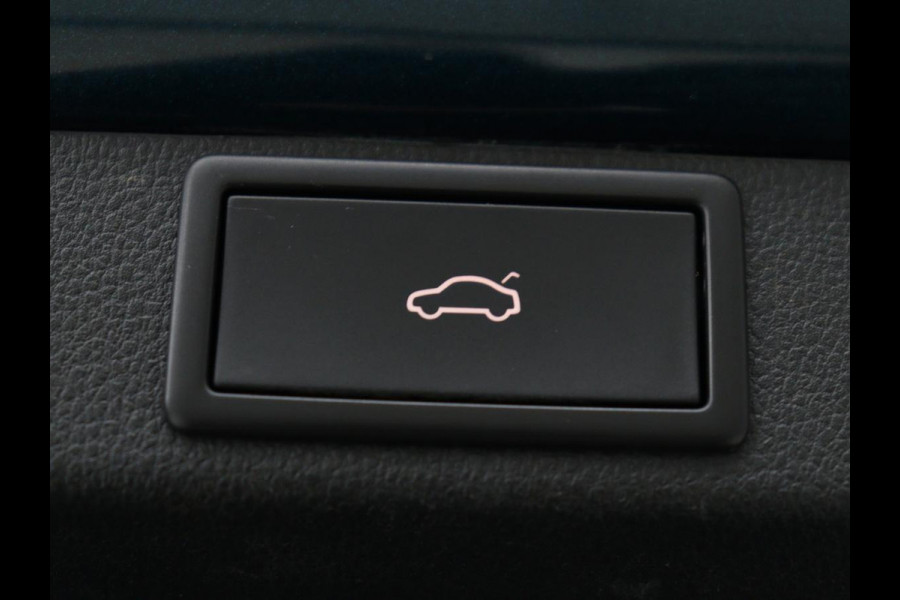 Škoda Octavia 1.4 TSI iV PHEV Business Edition Plus | Leder | Trekhaak | Stoelverwarming | Adaptive cruise | Camera | Carplay | Memory | Park Assist | Navigatie | Stuurverwarming | Side Assist | Plug In