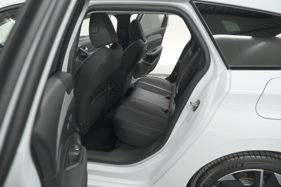 Peugeot 308 SW 1.6 Plug-in Hybrid 180 Allure | 360 Camera | Adaptieve Cruise Control | Navigatie | Apple Carplay