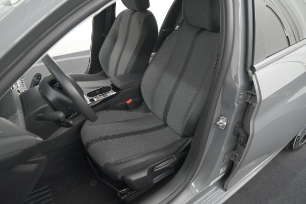 Peugeot 208 PureTech 100 Allure | Gris Selenium | Apple Carplay | Parkeersensoren | Climate Control