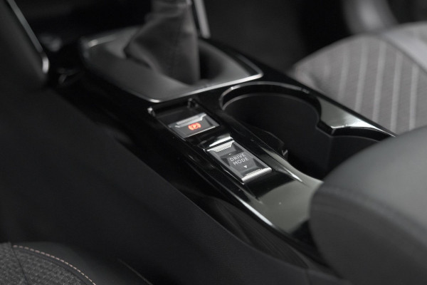 Peugeot 208 PureTech 100 Allure | Gris Selenium | Apple Carplay | Parkeersensoren | Climate Control