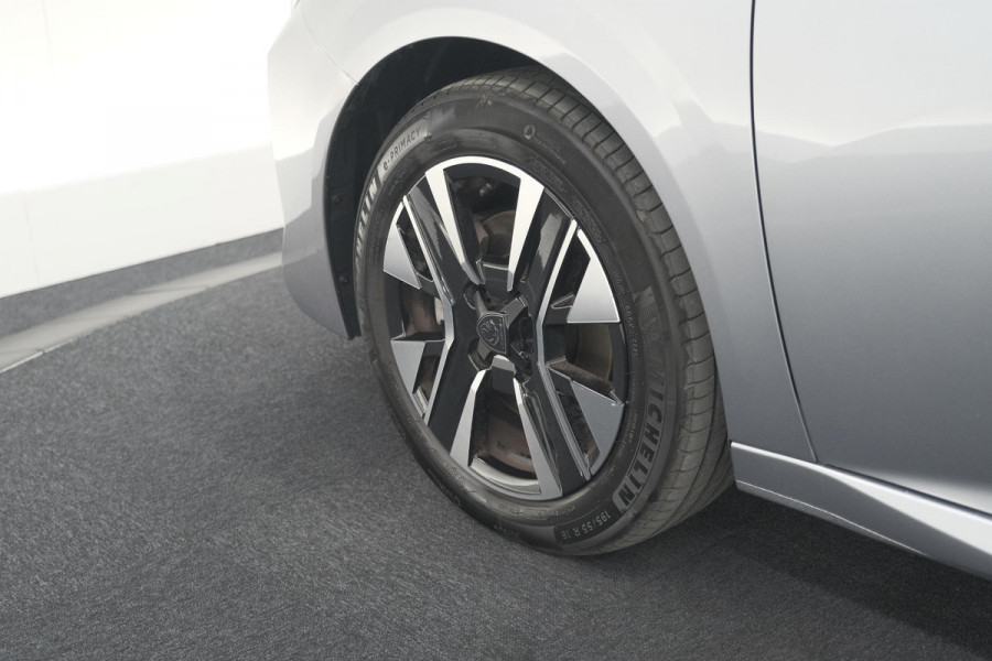 Peugeot 208 PureTech 100 Allure | Apple Carplay | Parkeersensoren | Climate Control