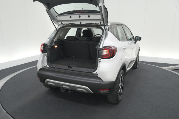 Renault Captur TCe 90 Intens | Trekhaak | AllSeason banden | Navigatie | Parkeersensoren