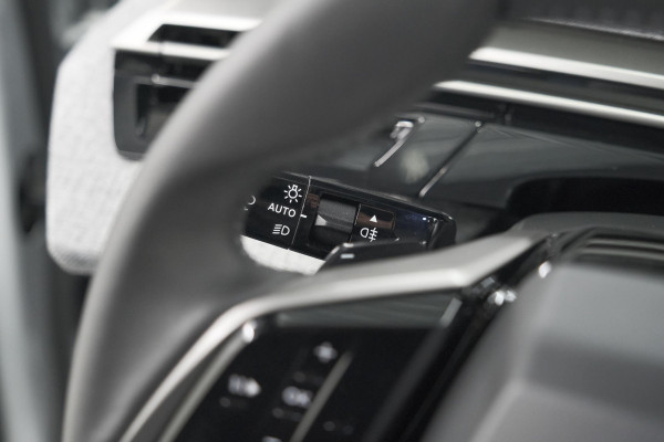 Peugeot 3008 136 Hybrid e-DCS6 Allure | Stoelverwarming | Camera | Apple Carplay