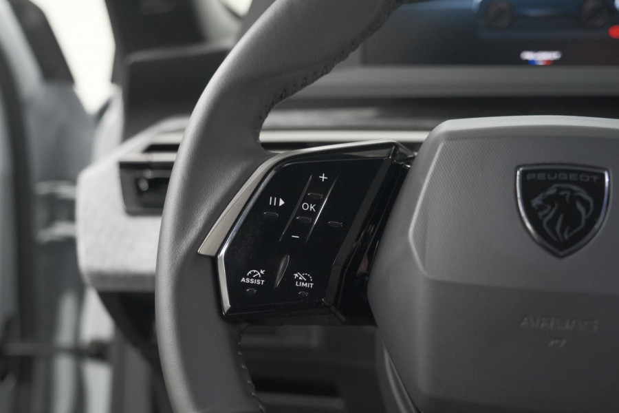 Peugeot 3008 136 Hybrid e-DCS6 Allure | Stoelverwarming | Camera | Apple Carplay
