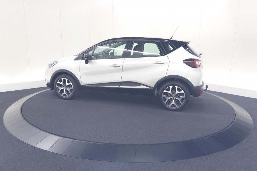 Renault Captur TCe 90 Intens | Trekhaak | AllSeason banden | Navigatie | Parkeersensoren