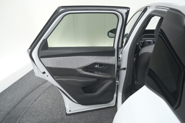 Peugeot 3008 136 Hybrid e-DCS6 Allure | Stoelverwarming | Camera | Apple Carplay