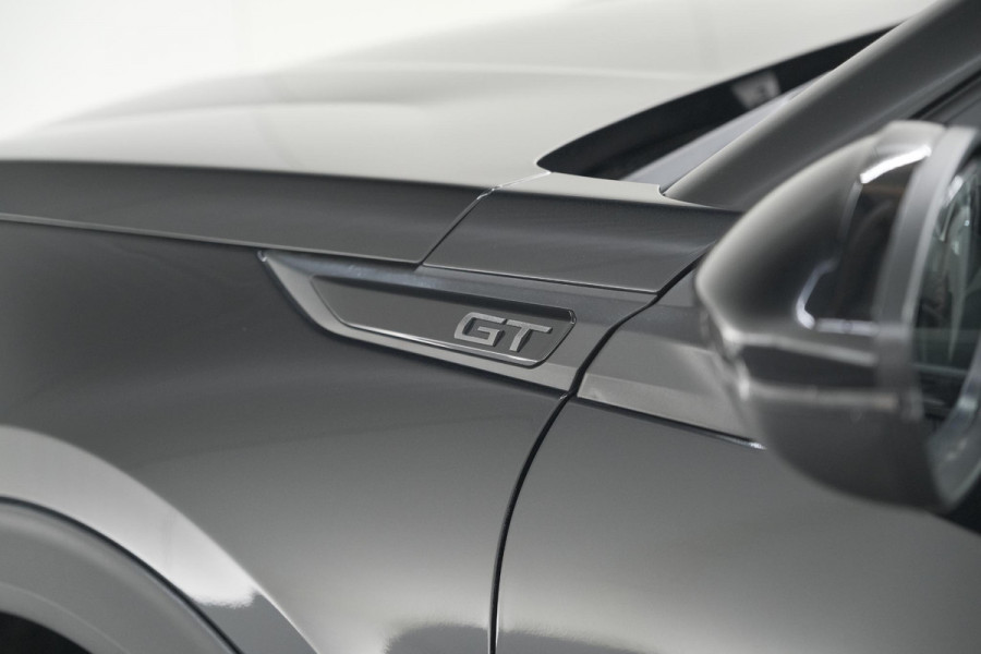 Peugeot 2008 PureTech 130 EAT8 GT | Camera | Parkeersensoren | Apple Carplay