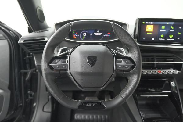 Peugeot 2008 PureTech 130 EAT8 GT | Camera | Parkeersensoren | Apple Carplay