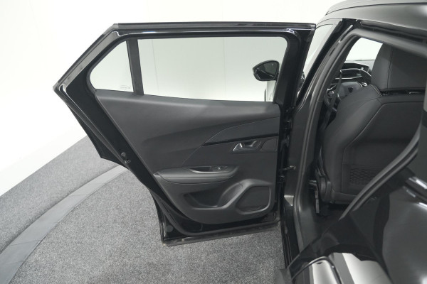 Peugeot 2008 PureTech 130 EAT8 GT | Camera | Parkeersensoren | Apple Carplay
