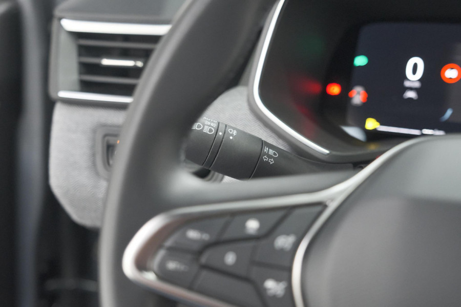 Renault Clio TCe 90 Techno | 360 Camera | Adaptieve Cruise Control | 9.3 Inch Groot Scherm
