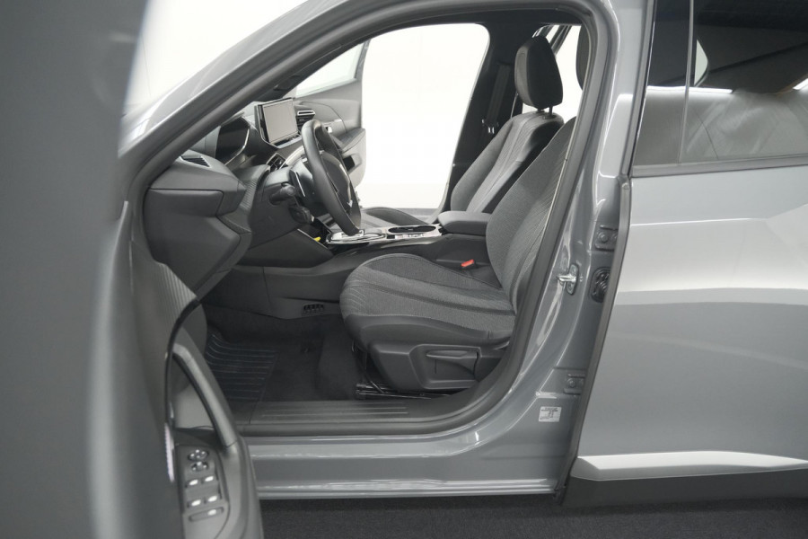 Peugeot 2008 Hybrid 136 e-DCS6 Allure | 360 Camera | Adaptieve Cruise Control | Dodehoekdetectie | Apple Carplay
