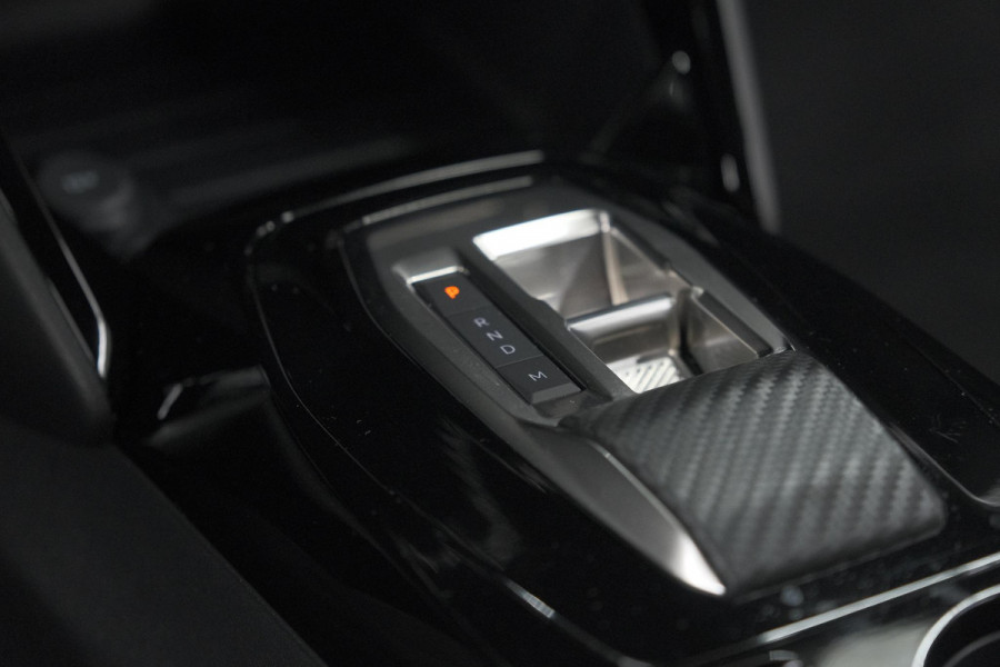Peugeot 2008 Hybrid 136 e-DCS6 Allure | 360 Camera | Adaptieve Cruise Control | Dodehoekdetectie | Apple Carplay