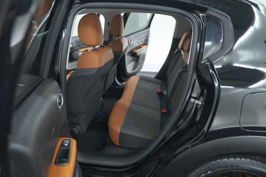 Citroën C3 PureTech 110 S&S Shine | Trekhaak | Parkeersensoren | Navigatie | Apple Carplay