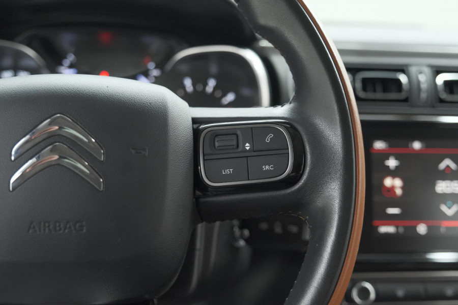 Citroën C3 PureTech 110 S&S Shine | Trekhaak | Parkeersensoren | Navigatie | Apple Carplay