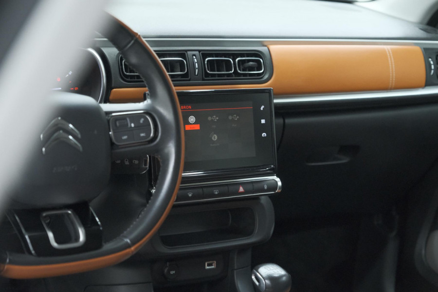 Citroën C3 PureTech 110 S&S Shine | Trekhaak | Parkeersensoren | Navigatie | Apple Carplay