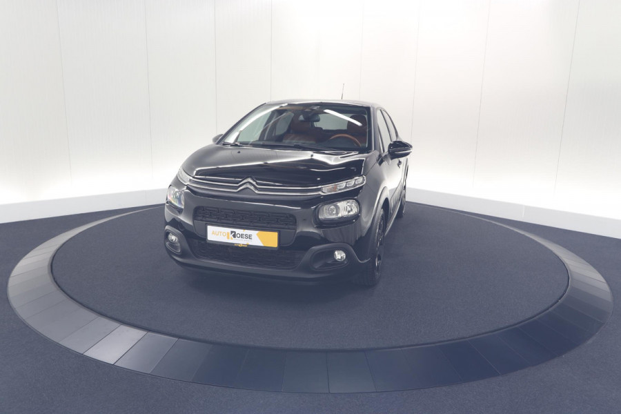 Citroën C3 PureTech 110 S&S Shine | Trekhaak | Parkeersensoren | Navigatie | Apple Carplay