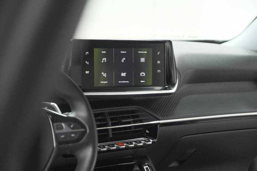 Peugeot 2008 PureTech 130 EAT8 Allure Pack | Stoelverwarming | Adaptieve Cruise Control | Camera