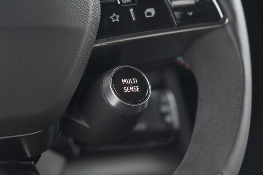 Renault Austral Mild Hybrid 160 X-tronic Techno Esprit Alpine | 1800 KG Trekgewicht | Camera | Elektrische Kofferklep | Adaptieve Cruise Control