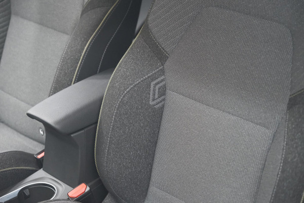 Renault Captur Mild Hybrid 160 EDC Techno | Camera | Navigatie | Apple Carplay | Pack Full Screen