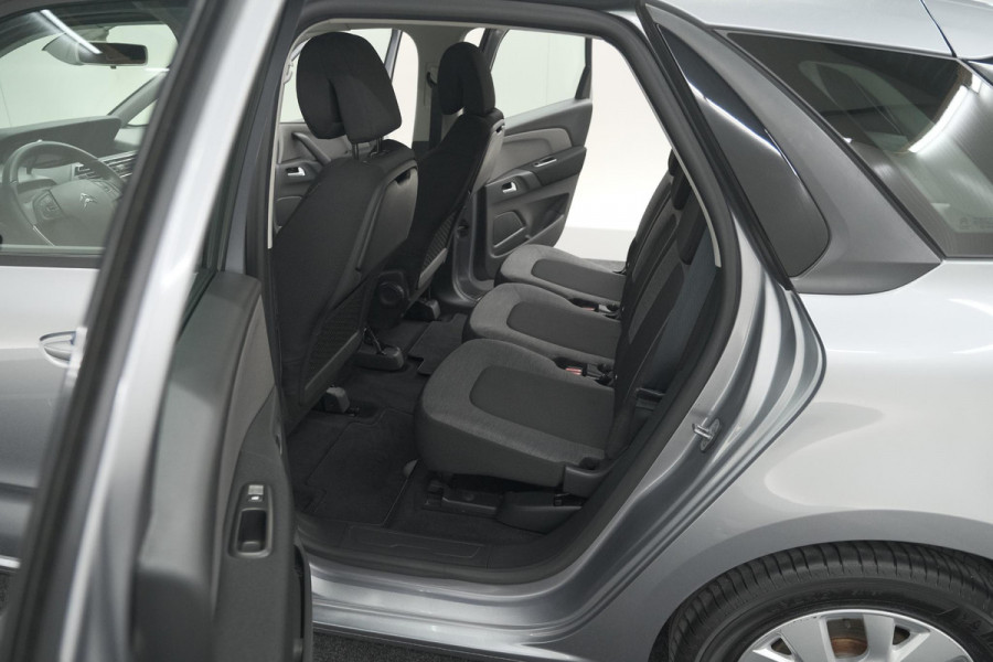 Citroën C4 Spacetourer PureTech 130 EAT8 Feel | Climate Control | Apple Carplay | Cruise Control | Parkeersensoren