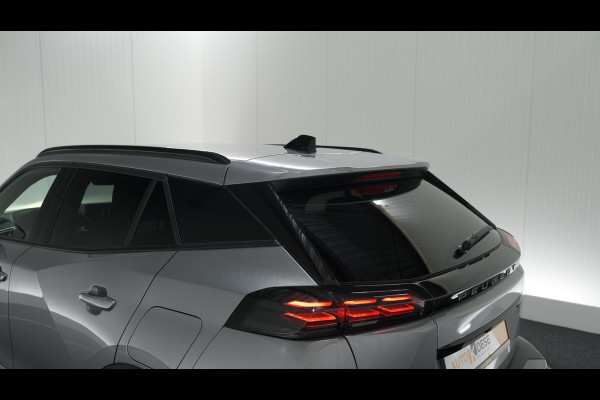 Peugeot 2008 PureTech 130 EAT8 Allure | 360 Camera | Dodehoekdetectie | Stoelverwarming | Apple Carplay