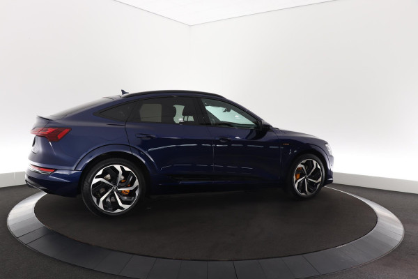 Audi e-tron Sportback 55 Quattro S Edition 95 kWh 408 pk| Head-Up Display | Luchtvering | Elektronische Kofferklep | Camera