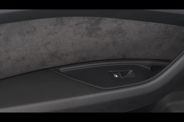 Audi e-tron Sportback 55 Quattro S Edition 95 kWh 408 pk| Head-Up Display | Luchtvering | Elektronische Kofferklep | Camera