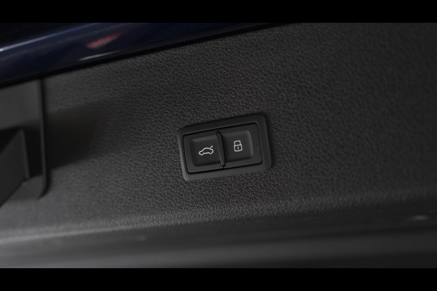 Audi e-tron Sportback 55 Quattro S Edition 95 kWh 408 pk| Head-Up Display | Luchtvering | Elektronische Kofferklep | Camera