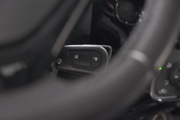 Citroën C1 1.0 VTi Shine | Automaat | Stoelverwarming | Camera | Lederen bekleding