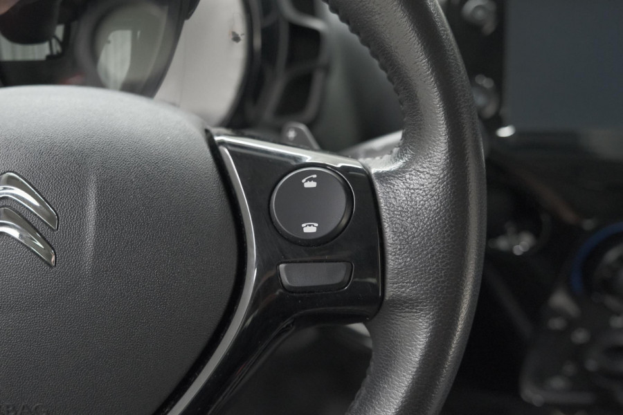 Citroën C1 1.0 VTi Shine | Automaat | Stoelverwarming | Camera | Lederen bekleding