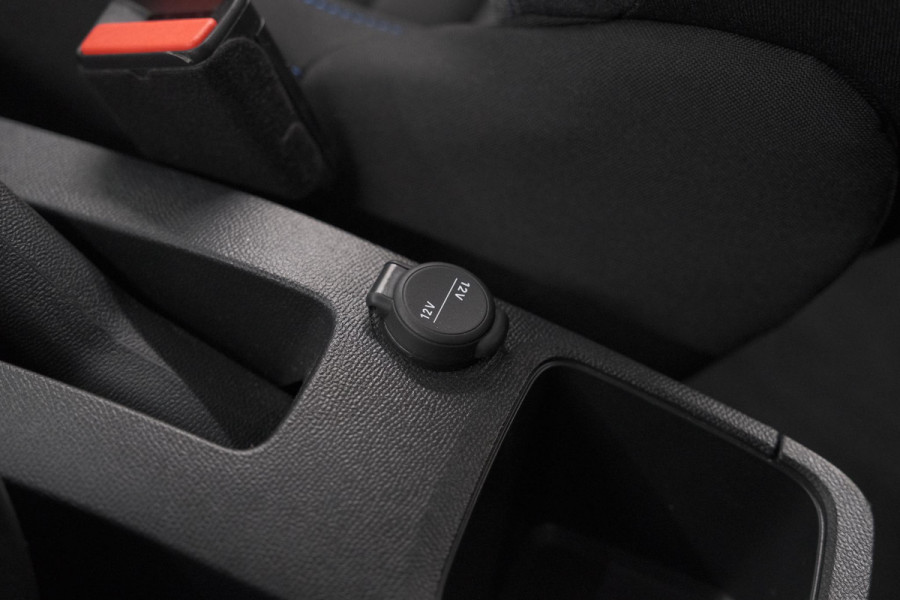 Citroën C3 1.2 Turbo 100pk Plus | Nieuw Model | Apple Carplay | Parkeersensoren