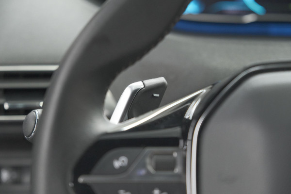 Peugeot 3008 1.6 HYbrid 225 Blue Lease Allure | Camera | Adaptieve Cruise Control | Dodehoekdetectie | Allseason Banden