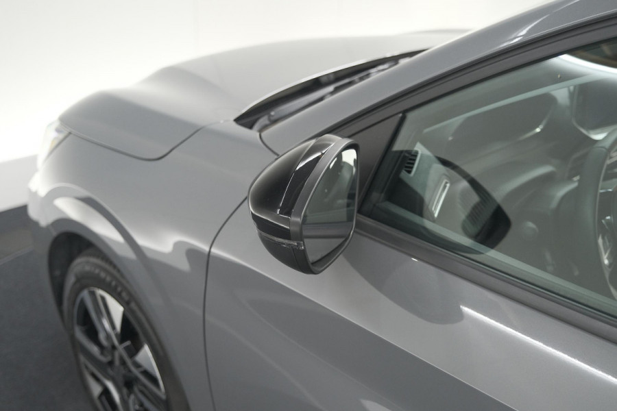 Peugeot 208 PureTech 100 Allure | Gris Selenium | Apple Carplay | Parkeersensoren | Climate Control