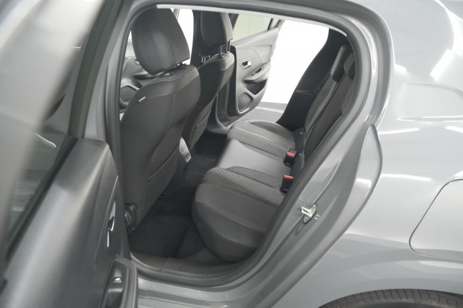 Peugeot 208 PureTech 100 Allure | Gris Selenium | Apple Carplay | Parkeersensoren | Climate Control