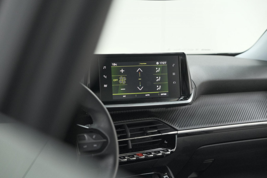 Peugeot 2008 PureTech 130 Allure Pack | Adaptieve Cruise Control | Stoelverwarming | Camera | Apple Carplay