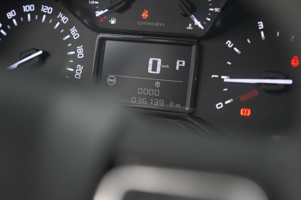 Citroën C3 PureTech 110 EAT6 C-Series | Apple Carplay | Parkeersensoren | Climate Control