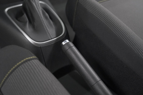 Citroën C3 PureTech 110 EAT6 C-Series | Apple Carplay | Parkeersensoren | Climate Control