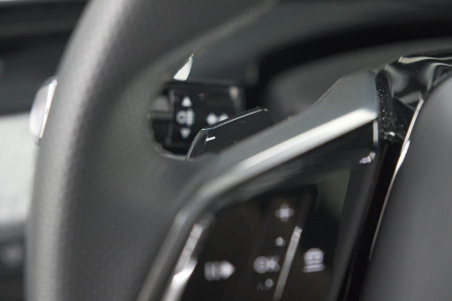 Peugeot 5008 1.2 Hybrid 136 GT | 360 Camera | Panoramadak | Elektrische Kofferklep | Winterpakket