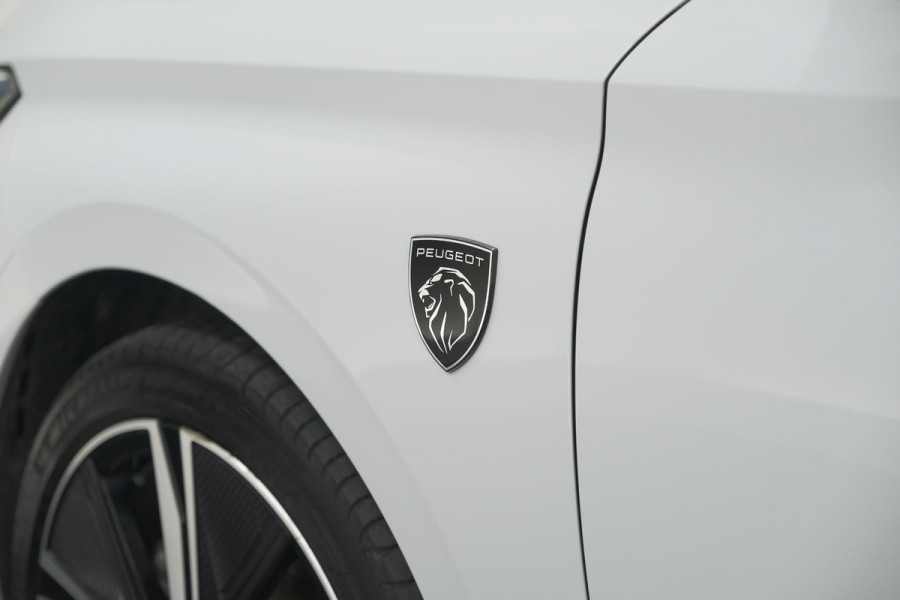 Peugeot 308 SW 1.2 Hybrid 136 e-DCS6 GT | Camera | Adaptieve Cruise Control | Apple Carplay