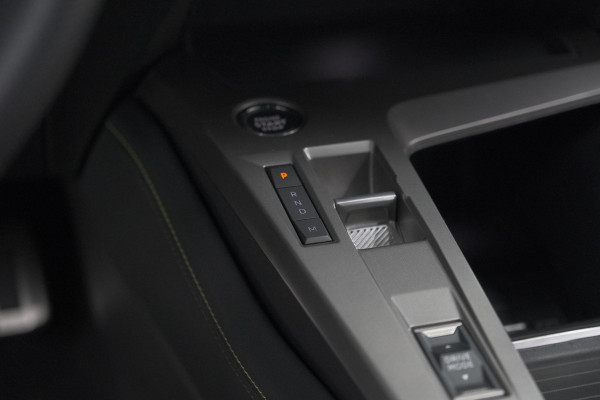 Peugeot 308 SW 1.2 Hybrid 136 e-DCS6 GT | Camera | Adaptieve Cruise Control | Apple Carplay