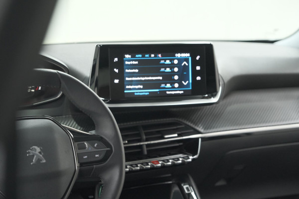 Peugeot 2008 PureTech 100 Allure Pack | Allseason Banden | Parkeersensoren | Apple Carplay