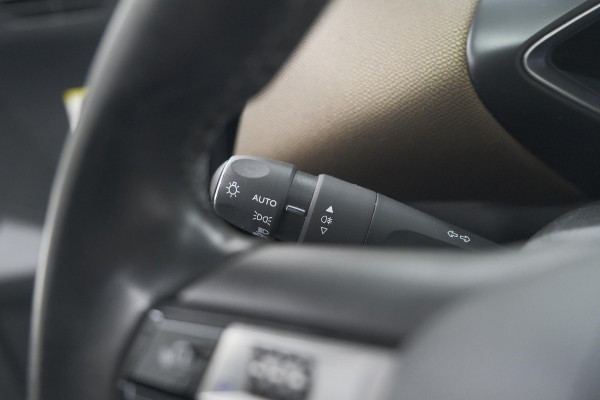 DS DS 3 Crossback E-Tense So Chic 50 kWh | 3 Fase | Camera | Dodehoekdetectie | Apple Carplay