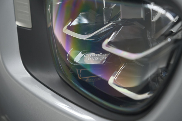 Citroën C3 PureTech 110 EAT6 Max | Apple Carplay | Parkeersensoren | Climate Control | 16 Inch Lichtmetalen Velgen