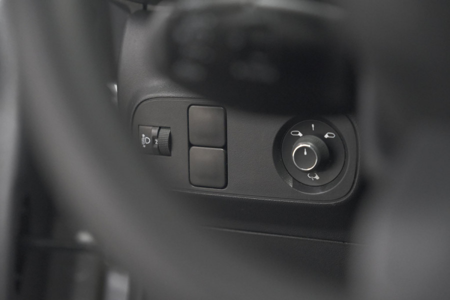 Citroën C3 PureTech 110 EAT6 Max | Apple Carplay | Parkeersensoren | Climate Control | 16 Inch Lichtmetalen Velgen